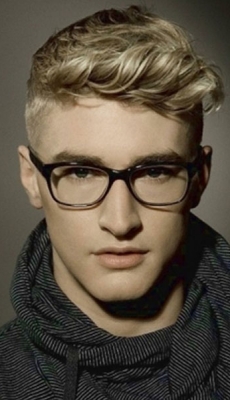 wavey-fringe-mens-haiirstyle