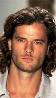 wavey-long-mens-hairstyle